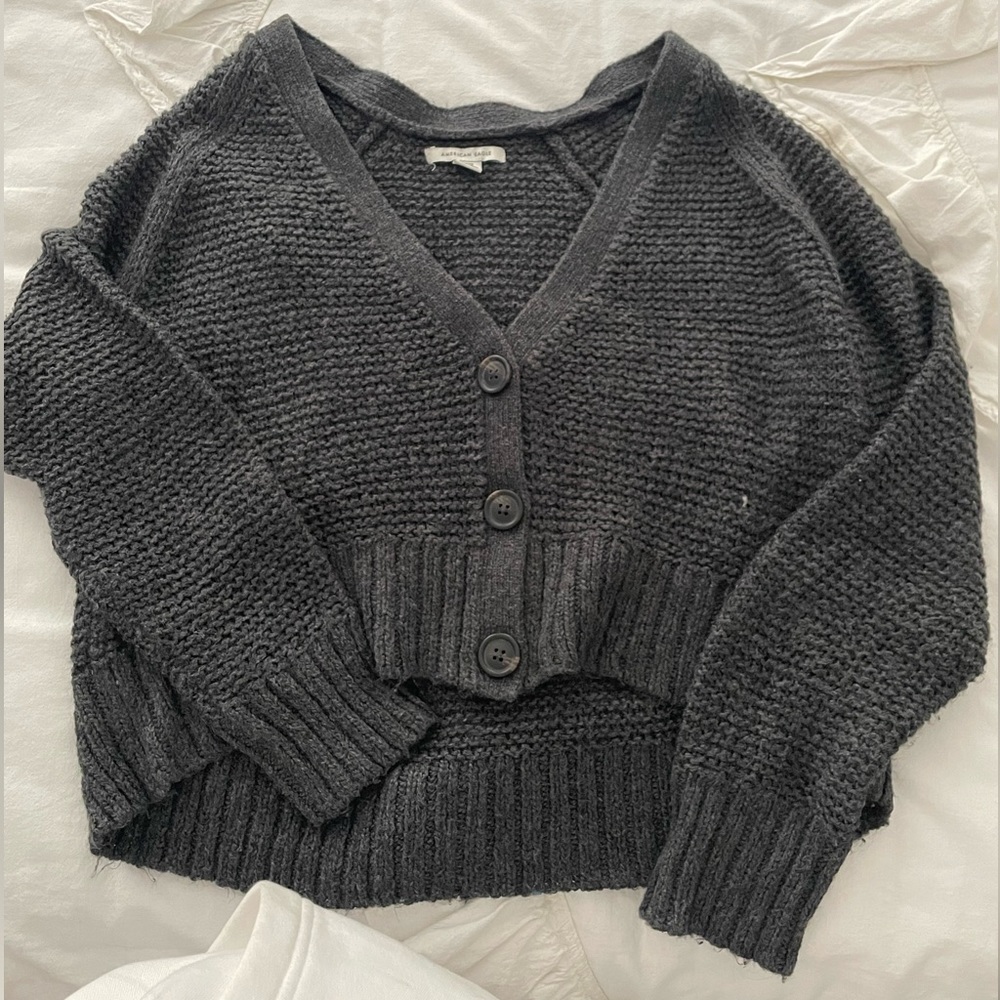 American eagle button up sweater